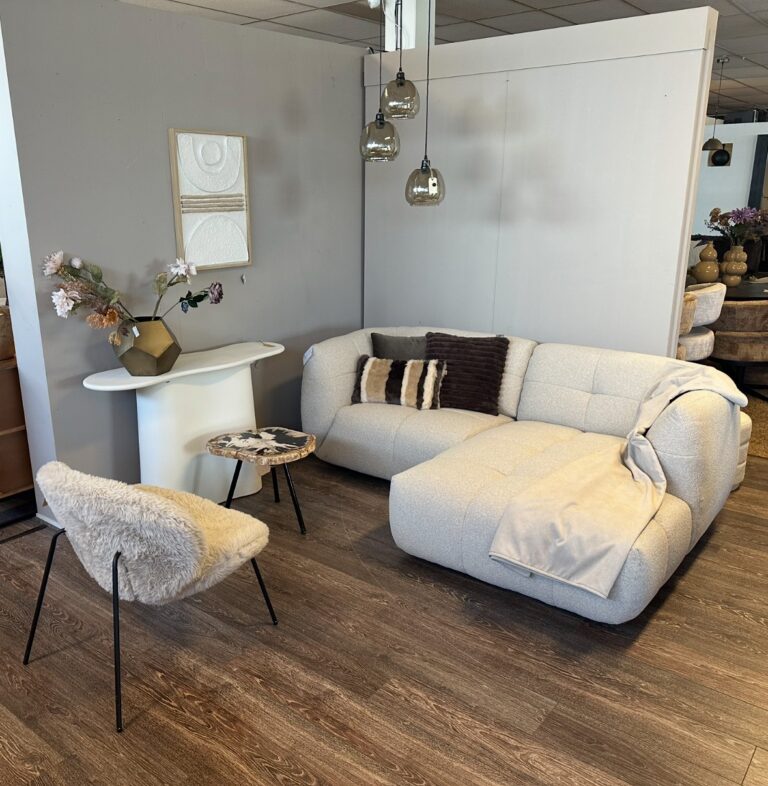 Loungebank Bric
