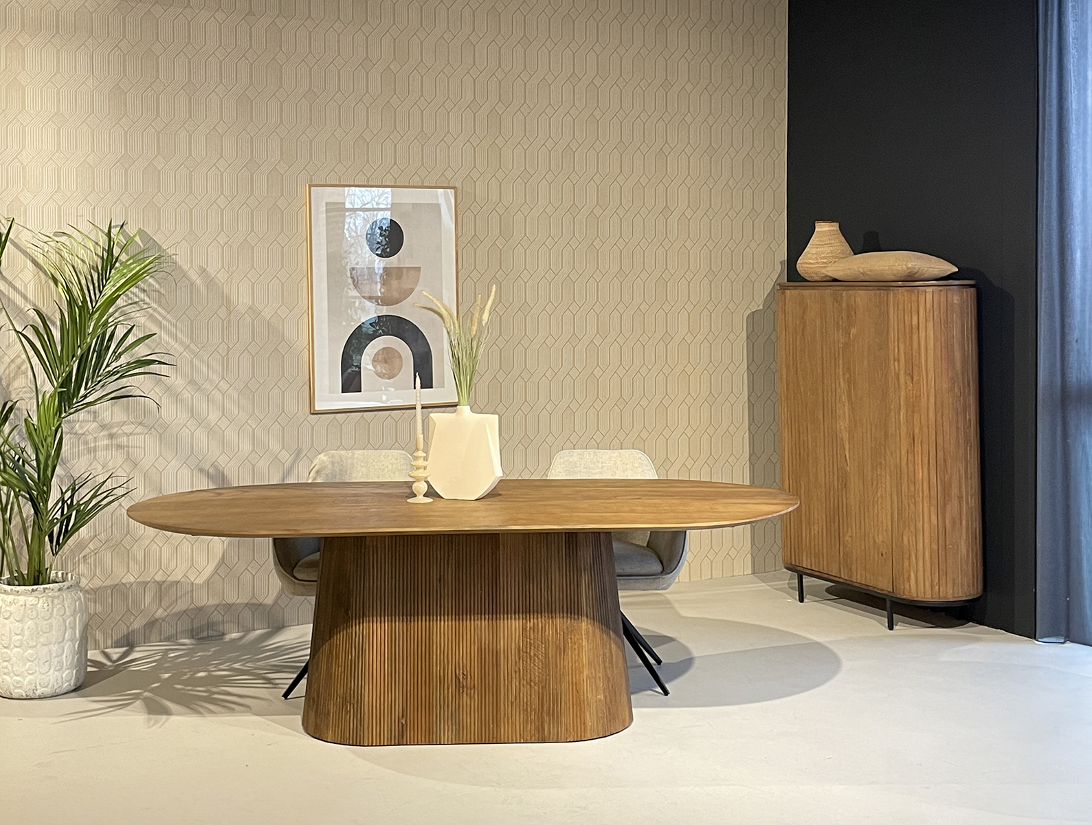 Eetkamertafel salvator bruin ovaal 300cm