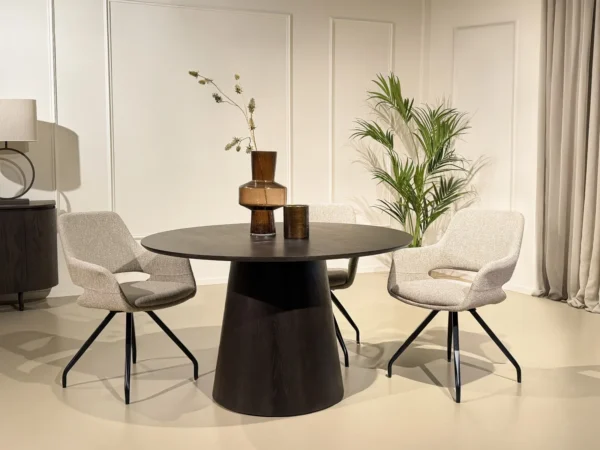 Eetkamertafel Novero in espresso