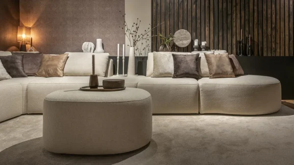 UrbanSofa Evi Hoekbank met Hocker in Manilva Nature detail