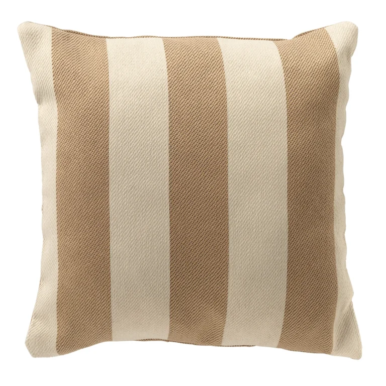 Buitenkussen CYRUS 45×45 cm – waterafstotend – Irish Cream – beige
