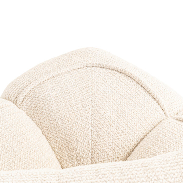Bank Jezebel cream fancy