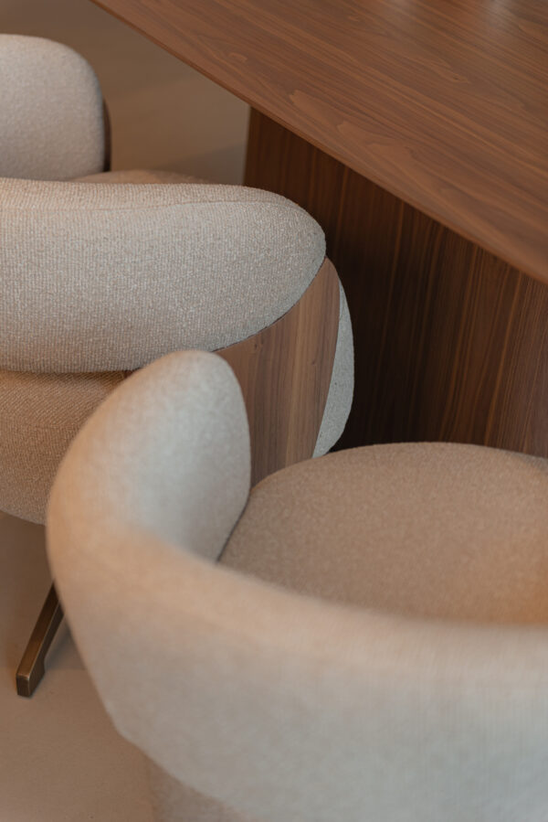 Eetkamerstoel Pollux lodge desert walnut