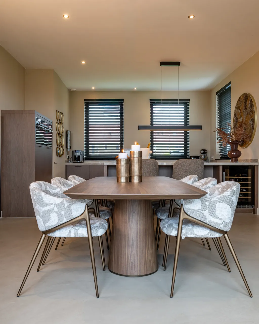 Eettafel Windsor walnut 230