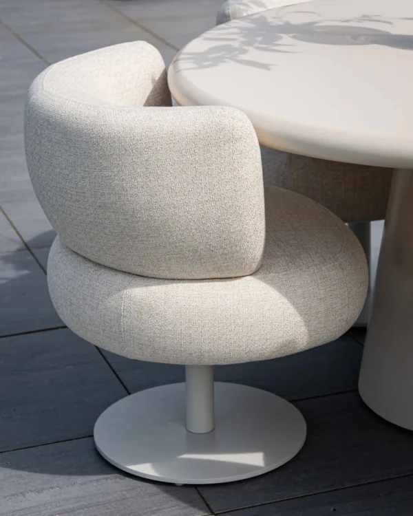 Outdoor Eettafel Urban Bloom sandstone 130Ø