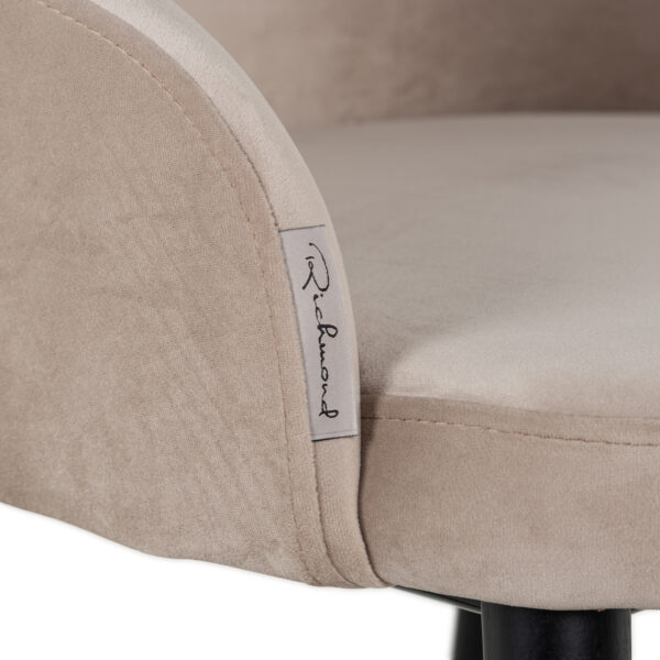 Eetkamerstoel Twiggy customized fire retardant